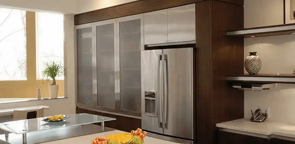 Cabinet door replacement and modern kitchen cabinet upgrade in Louisville, KY
