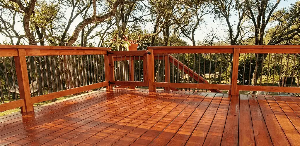 Deck sealing results with a freshly sealed wood deck in Louisville, KY